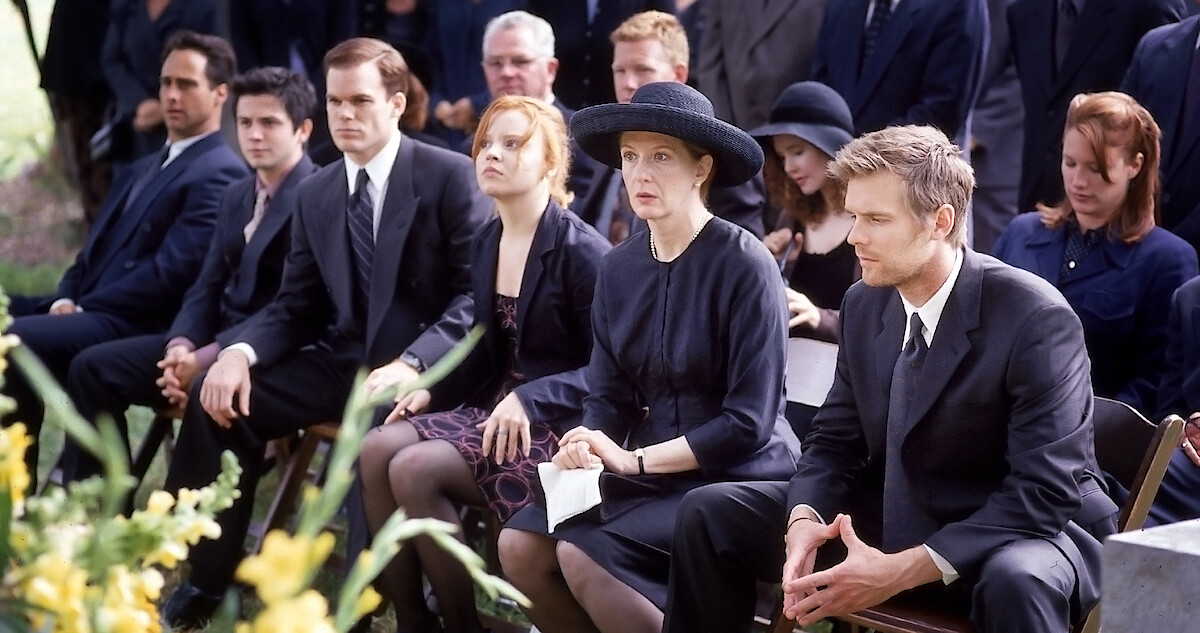 Récap Saison 1 Six Feet Under : Qui sont vraiment les Fishers ? Vous